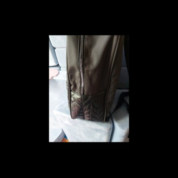 Chevron Quilted Backpack  Army/Military Green by Linea Donna~ NWT. - Picture 5 of 7